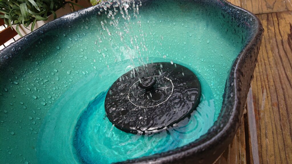 ソーラー噴水の画像