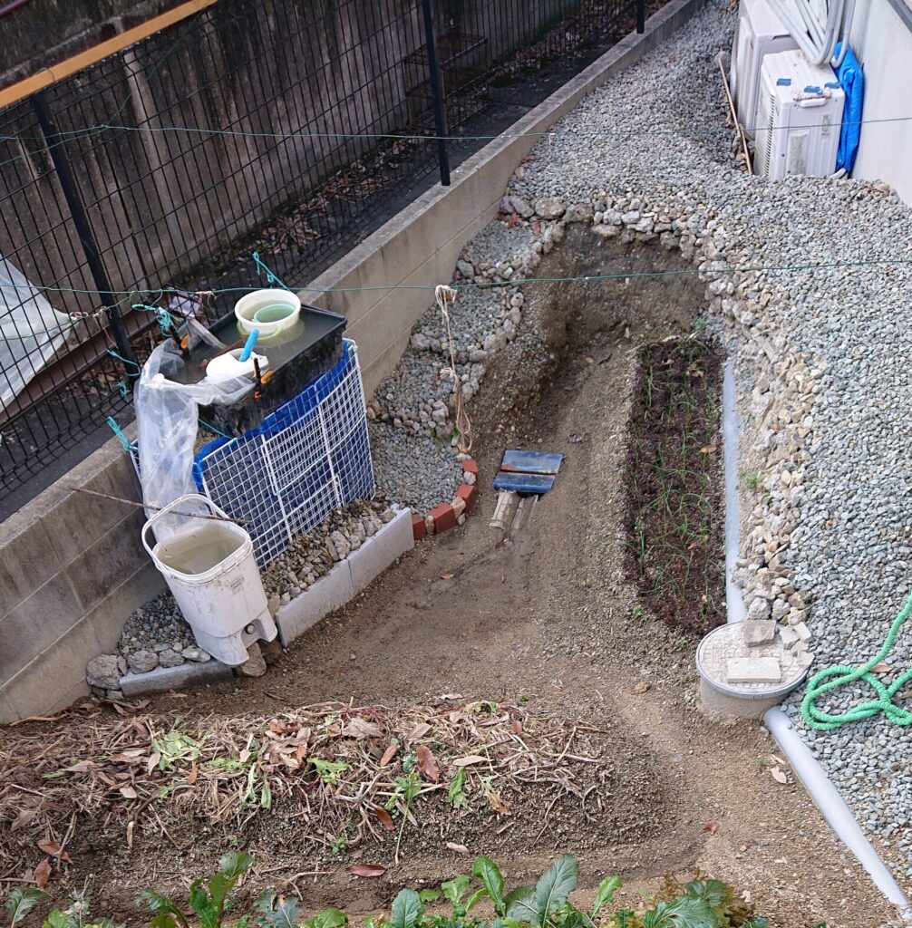 【手作り家庭菜園】水場と階段と通路