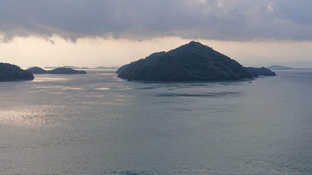 テラスから見る海と島々その3