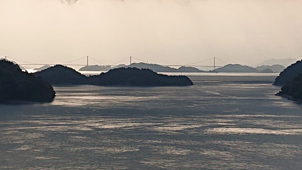 テラスから見る海と島々その２