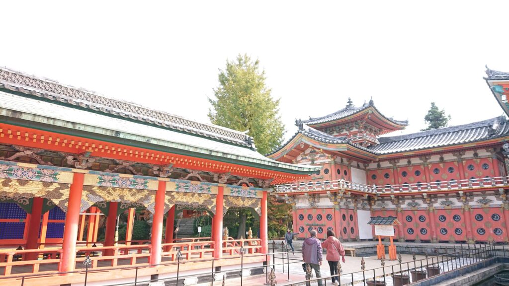 本堂周辺の建造物