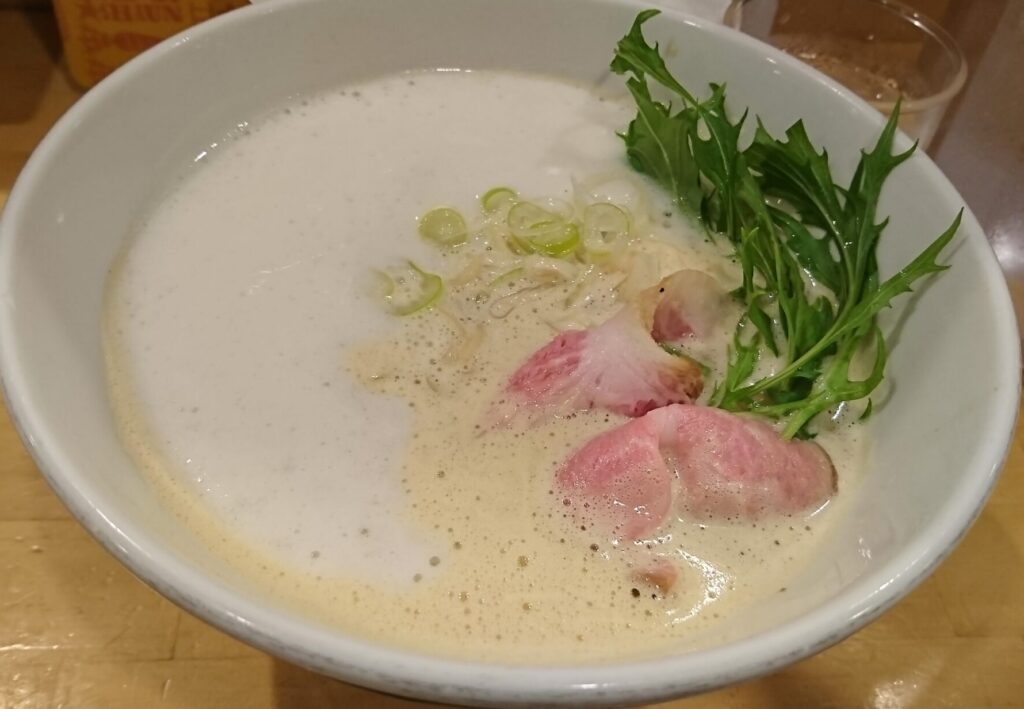 【ふく流らーめん】の画像
ふく流らーめん 轍 本町本店