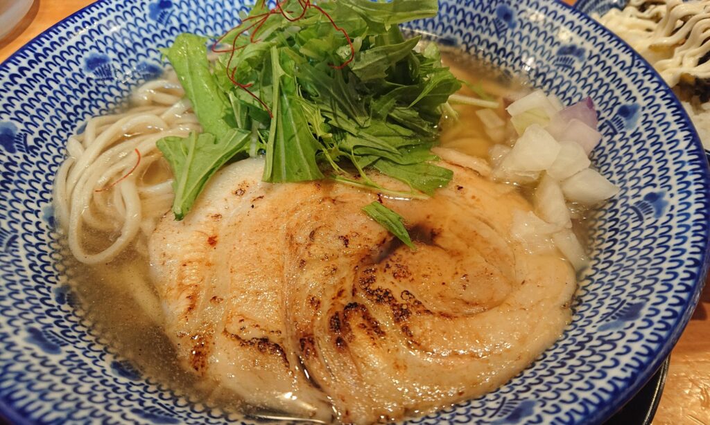 【マグロ節の中華そば】の画像
吉岡マグロ節センター