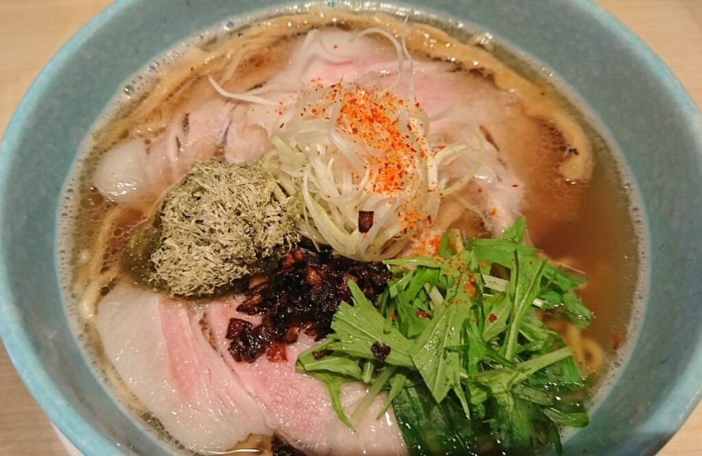 【林流塩らーめん 無化調イカ味】の画像
創作ラーメン STYLE林