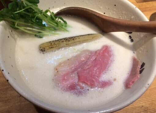 【牛白湯】の画像
牛骨ラーメン ぶっこ志 北浜店